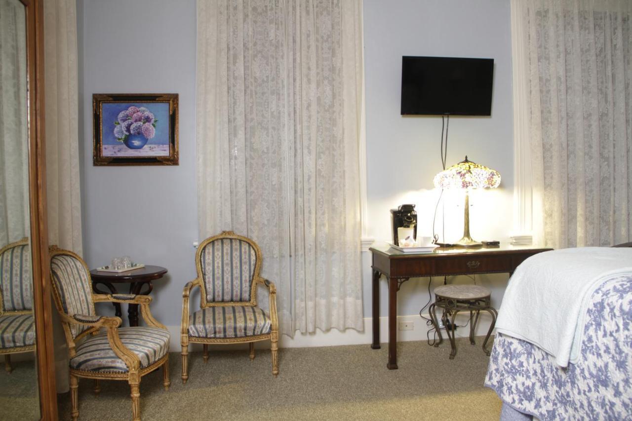 Flowertown Bed And Breakfast Summerville Kültér fotó