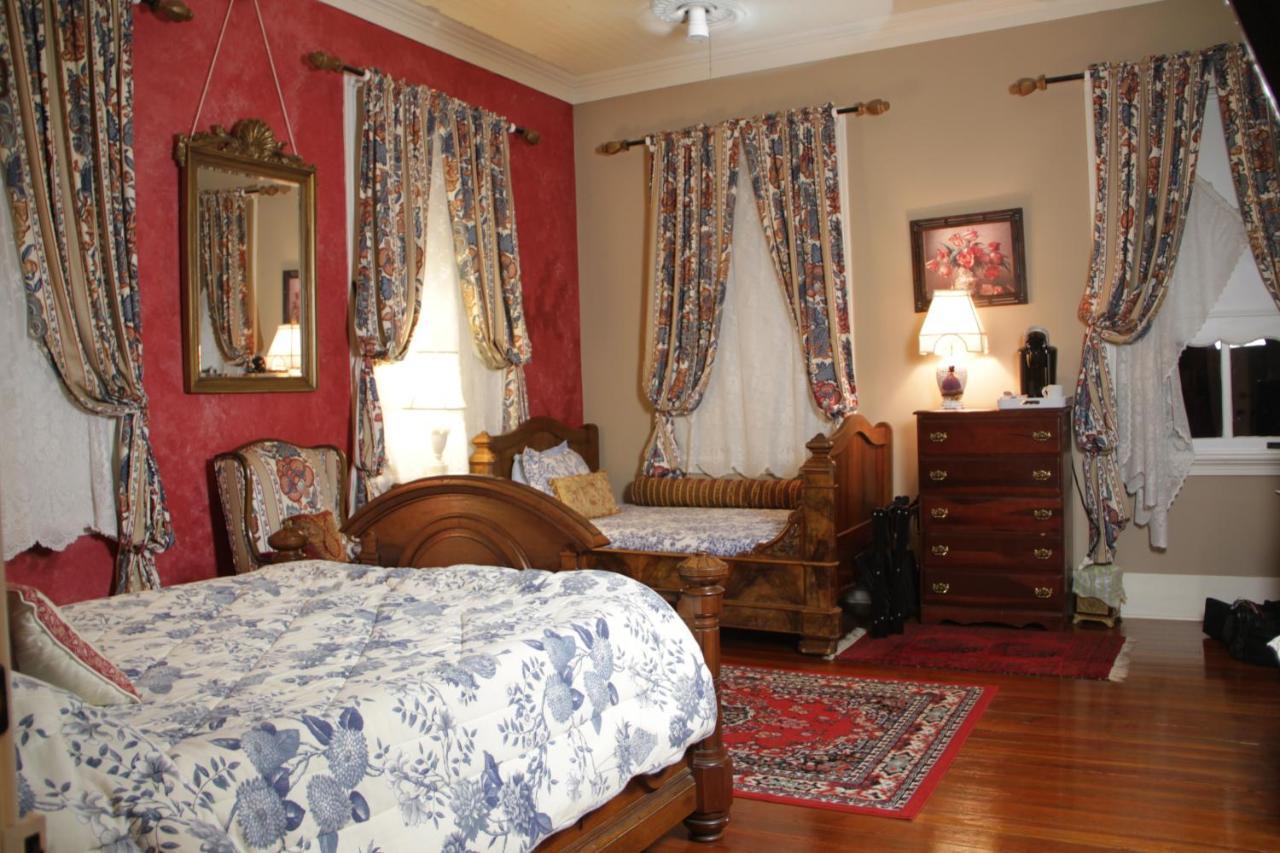 Flowertown Bed And Breakfast Summerville Kültér fotó