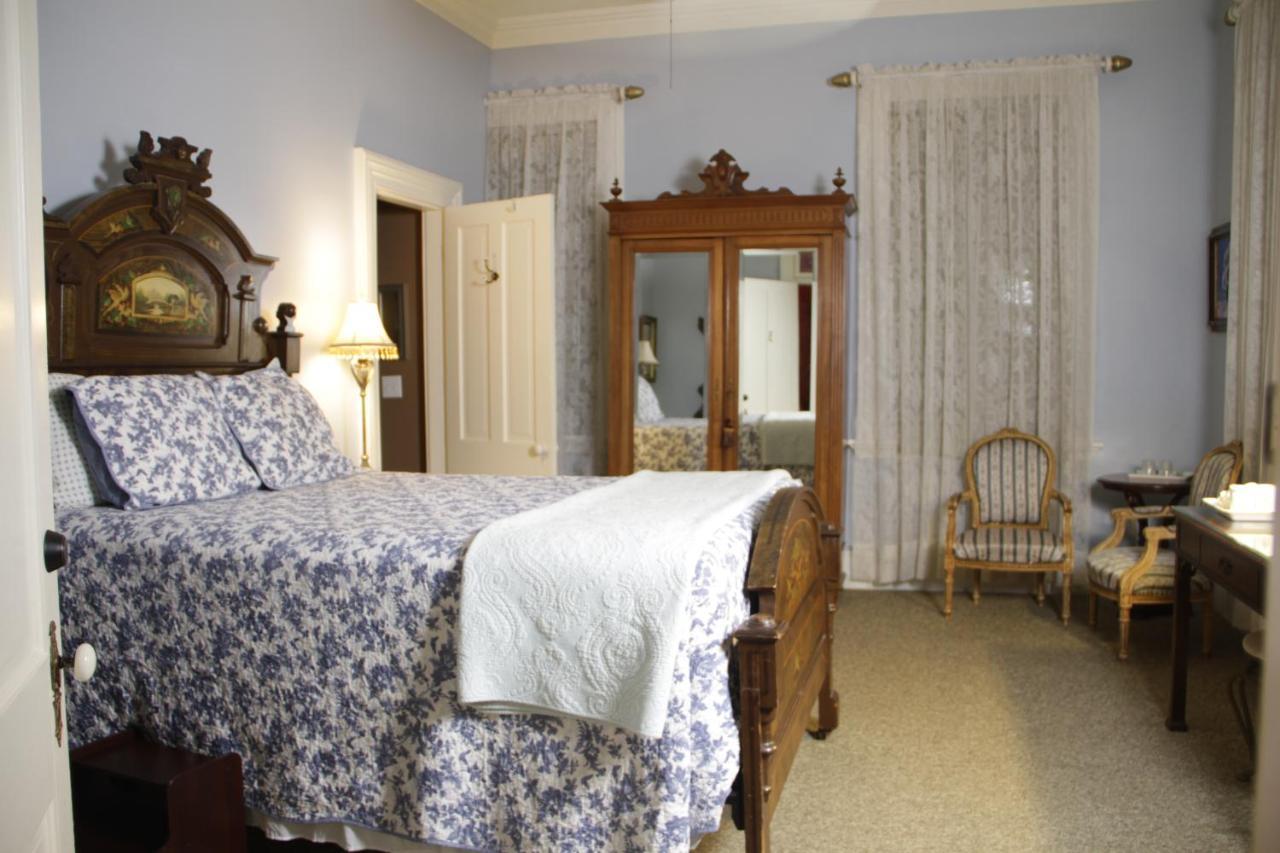 Flowertown Bed And Breakfast Summerville Kültér fotó
