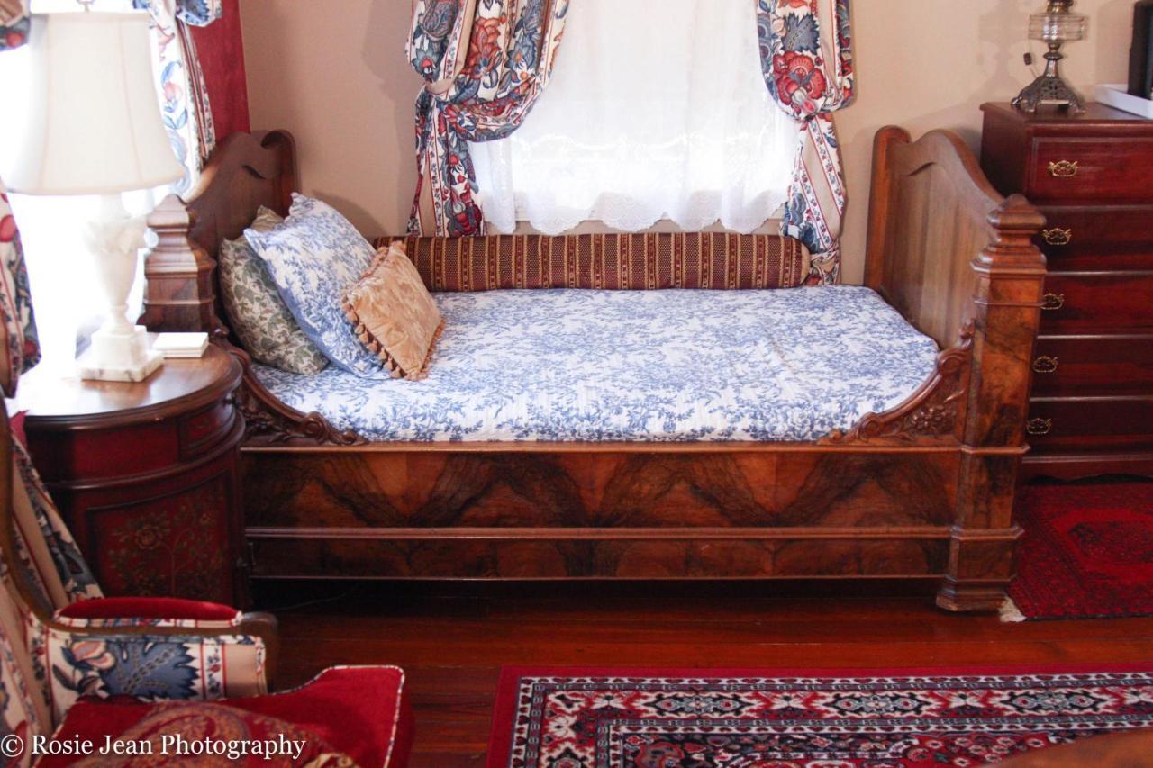 Flowertown Bed And Breakfast Summerville Kültér fotó